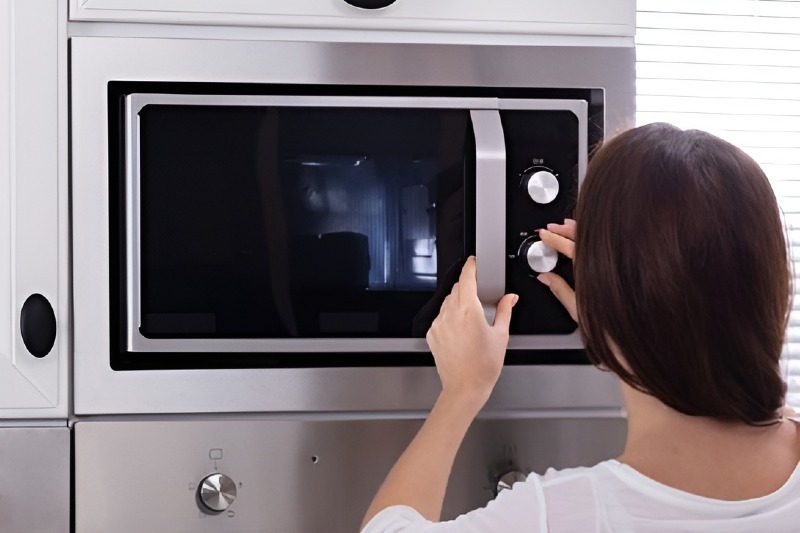 Buld-in Microwave Repair in Bell Gardens